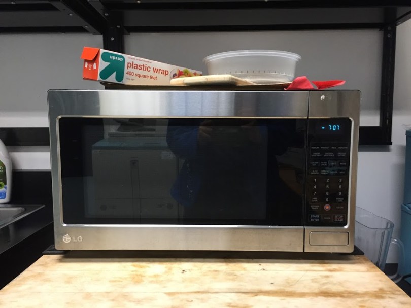 微波爐是生活中無所不在——就算你不曾親自操作過微波爐，也一定在便利商店吃過微波加熱的食品吧？