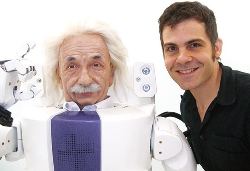 DavidHanson_Enstain_retina-min