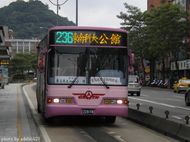 欣欣客運236區間路