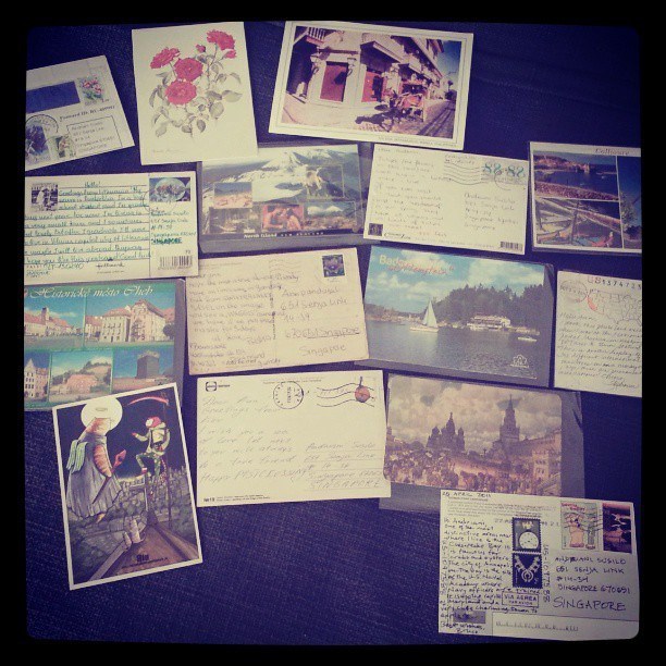 413364295402646_673426116063128